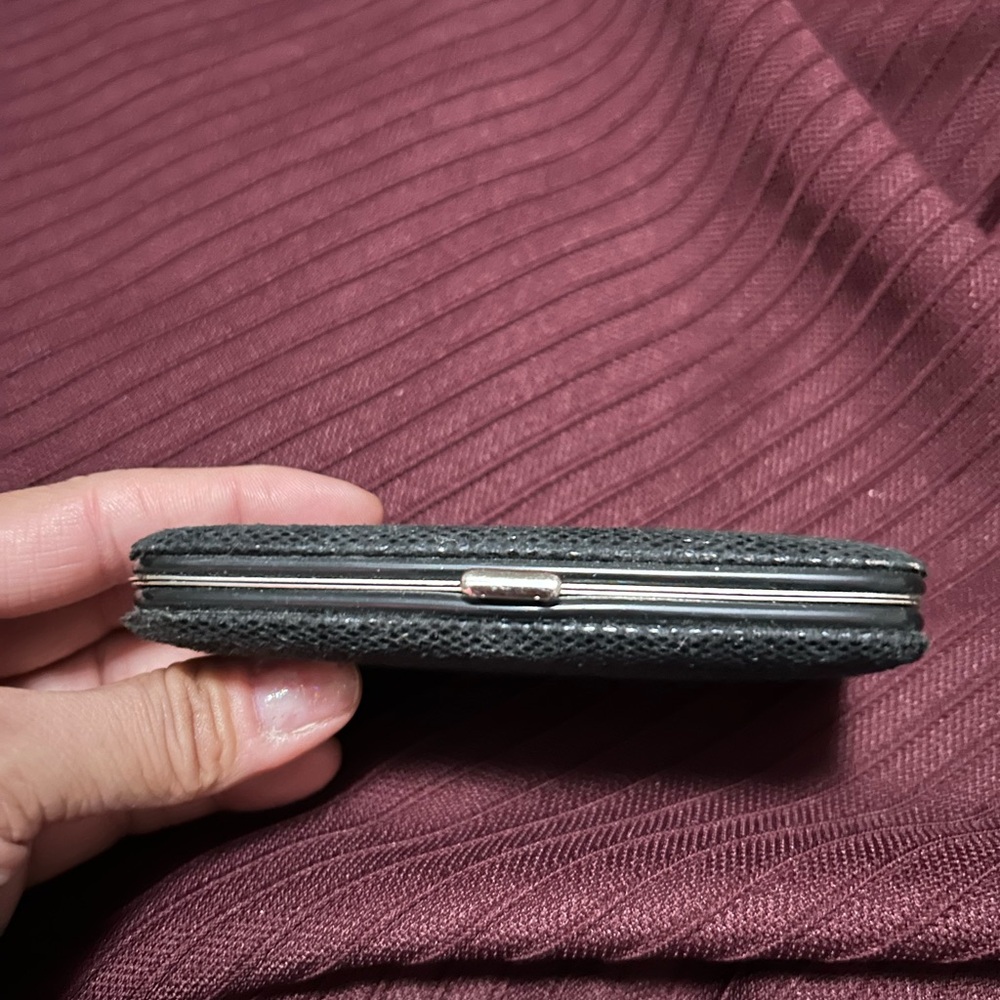 Card holder - Picture 3 of 5